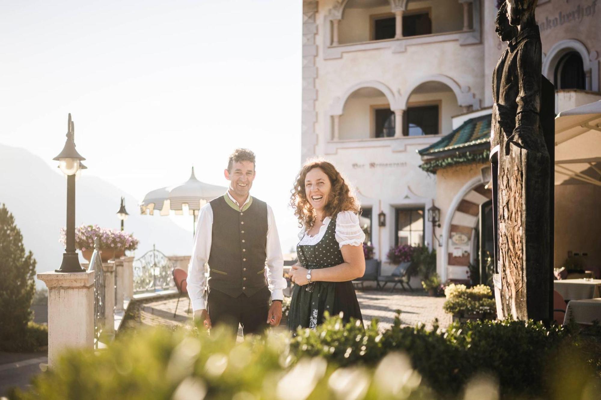 Hotel Ansitz Jakoberhof Urtijëi Buitenkant foto